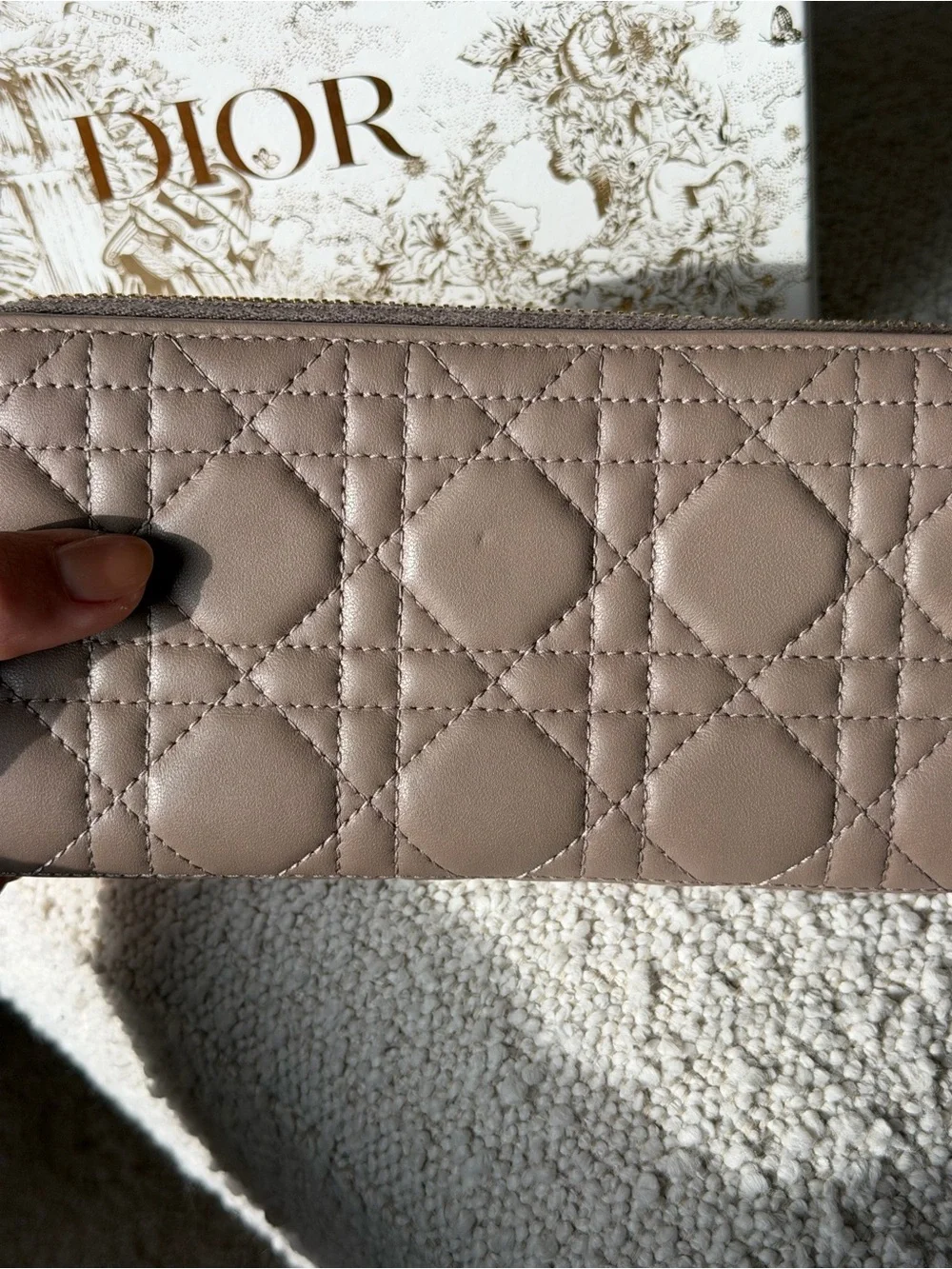 Lady Dior Voyager Wallet! 🤍